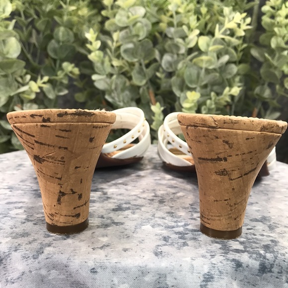 Naturalizer Sana White Banded 2.5” Cork Heels Women’s 8.5M narrow comfortable - Picture 9 of 12